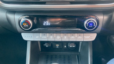 Hyundai KONA 1.6 GDi Hybrid Premium 5dr DCT Hybrid Hatchback